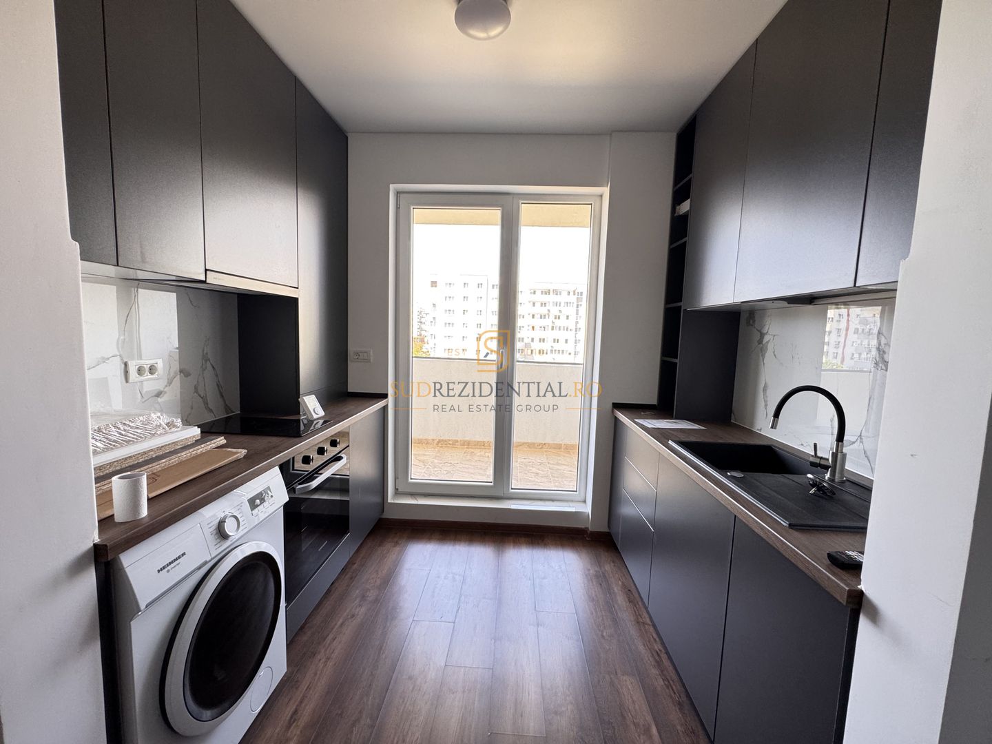 Apartament 2 camere mobilat, prima inchiriere, parcare subterana. - Poză 8