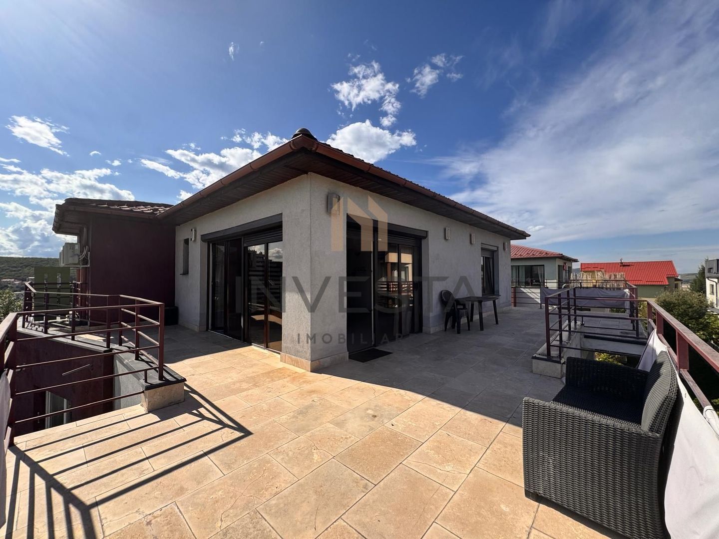 APARTAMENT DE TIP PENTHOUSE CU TERASA 60MP - Poză 12