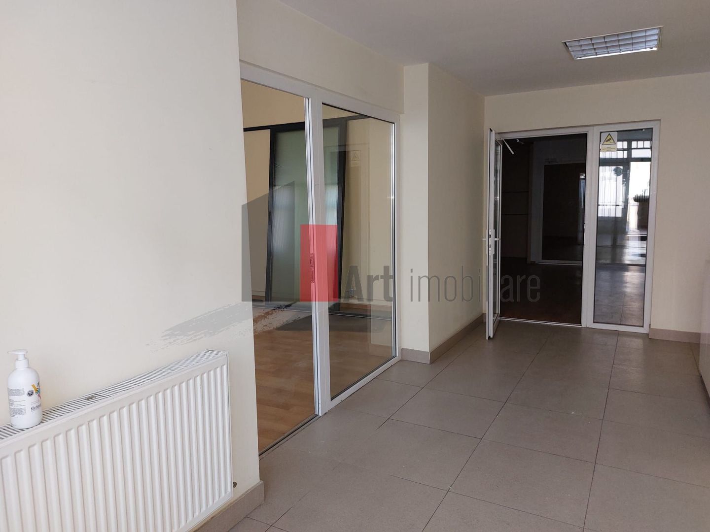 Spatiul industrial "LOKAL" pentru depozitare/productie, in incinta APACA - Poză 7