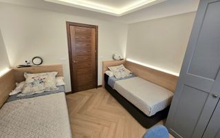 Apartament 3 Camere, Superfinisat, Zona Centru, cu Garaj - Poză 8