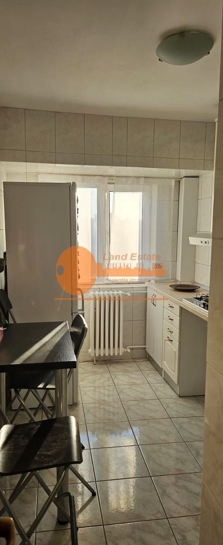 Apartament 3 camere Rond Alba Iulia - Poză 5