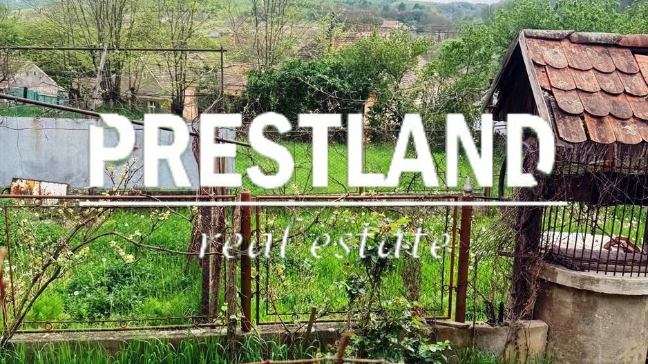 Casa modesta ,situată in Slimnic - Poză 4