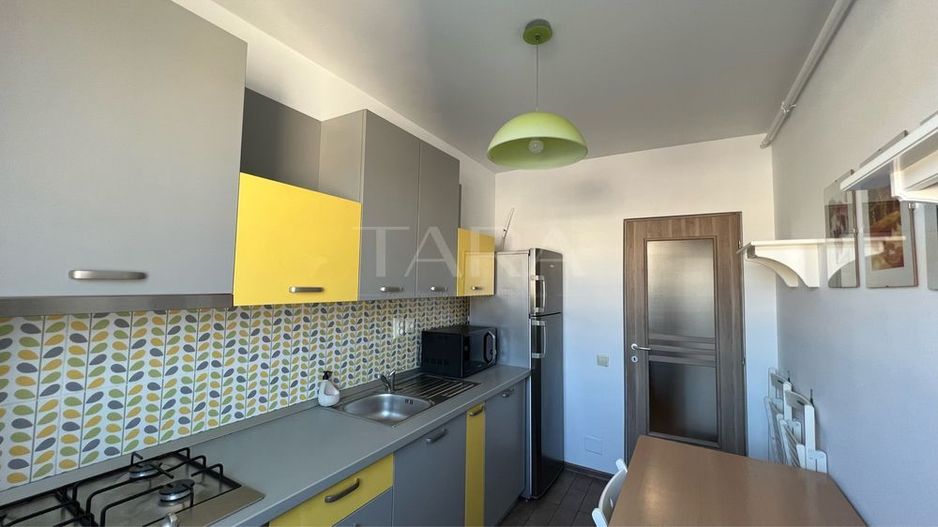 Apartament luminos pe Calea Turzii – 2 camere, etaj 7, balcon. - Poză 1