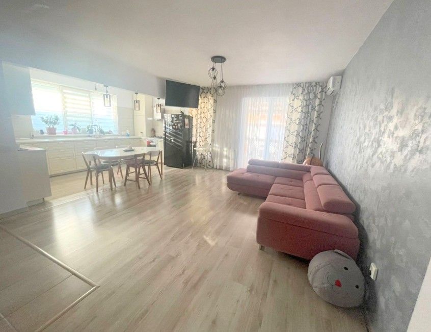 Casă de închiriat în Otopeni – perfectă pentru familie! - Poză 3