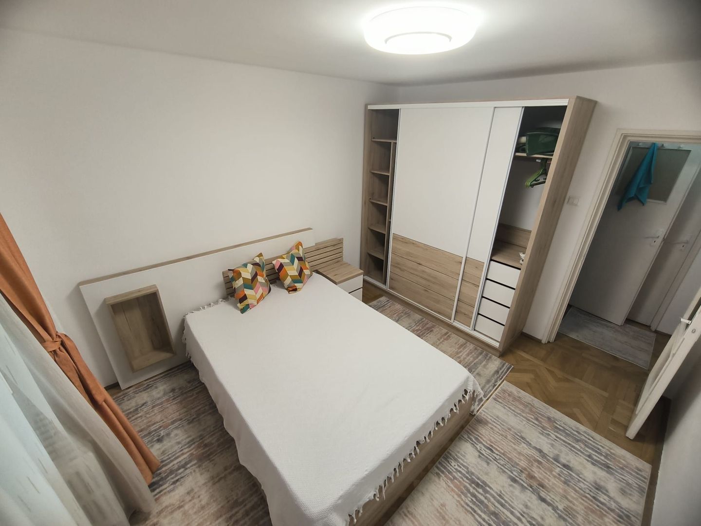 Apartament 2 camere Crangasi - Poză 2