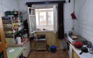 APARTAMENT 3 CAMERE-BARCA - Poză 5