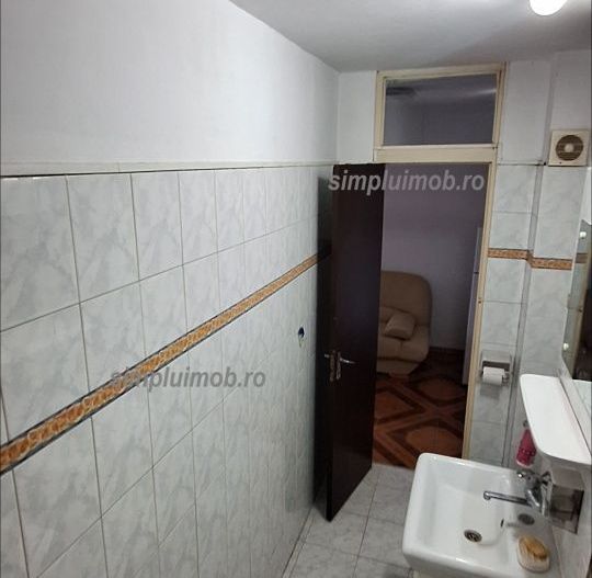DECOMANDATA-OPORTUNITATE – GARSONIERĂ 40 MP, METROU LA 5 MINUTE - Poză 7