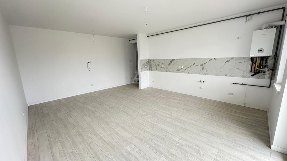 Bloc nou. Apartament cu 3 camere spations. 2 Bai. Etaj 1 - Poză 2