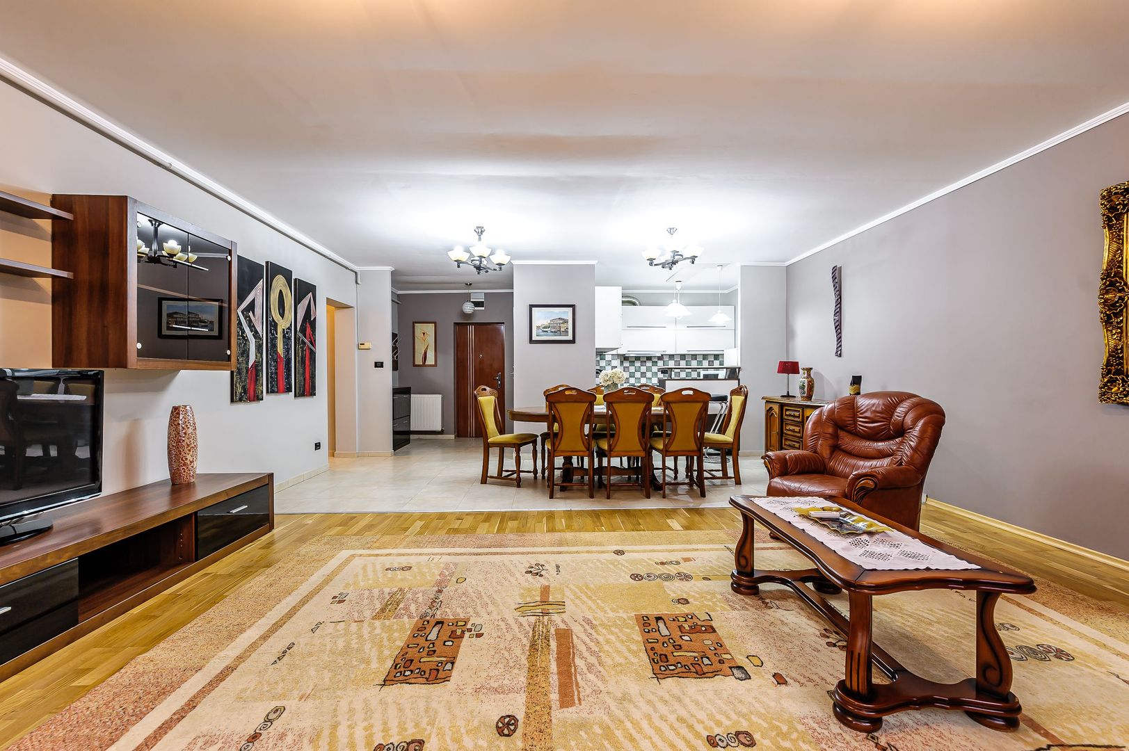 Oportunitate! Apartament elegant și spațios în zona UTA - Poză 2