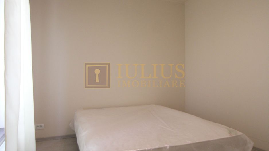 Casa Giroc, 4 camere, 2 bai, curte interioara. - Poză 15