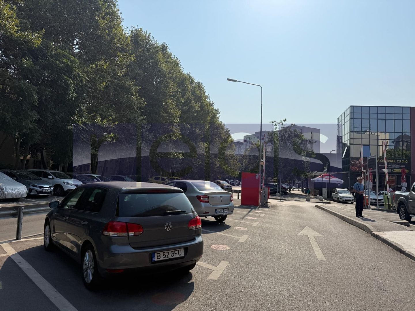 Oportunitare de vanzare spatiu comercial stradal randament 8.2% - Poză 3