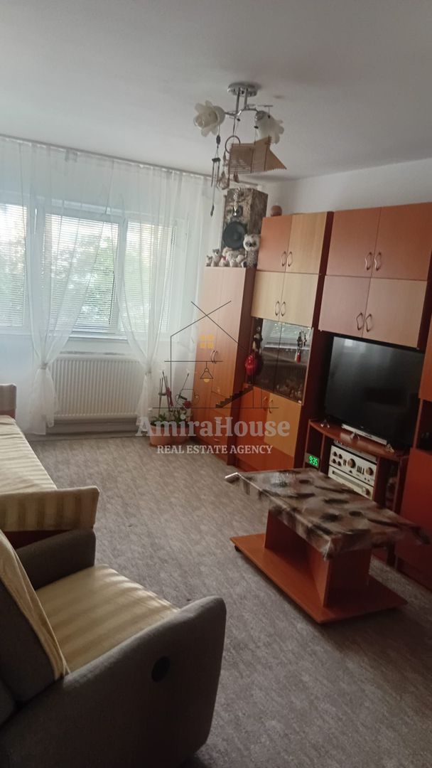 Apartament 2 camere, decomandat, etaj 1, str Tulcea - Poză 2