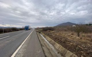 Teren 12,719 mp cu deschidere la DN17-ideal hala/parcare-Crainimat - Poză 2