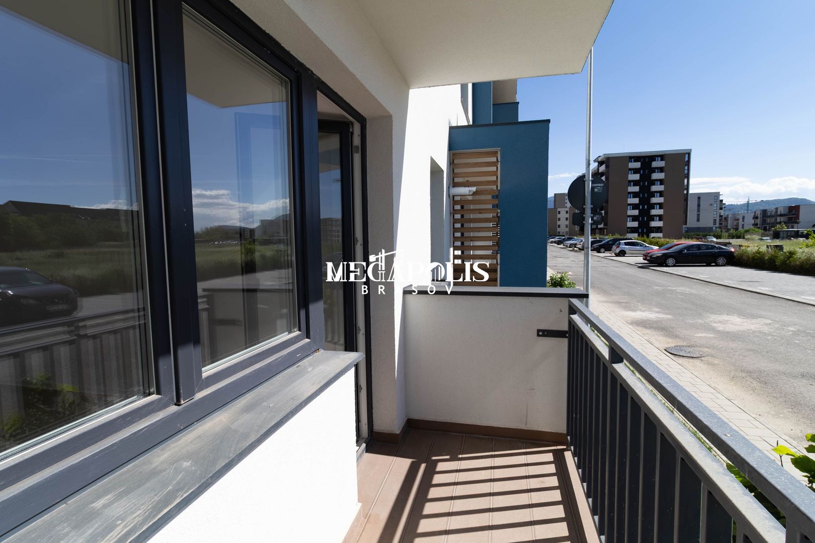 Schimb apartament 3 camere Tractorul cu 2 camere + 70.000 € diferență - Poză 8