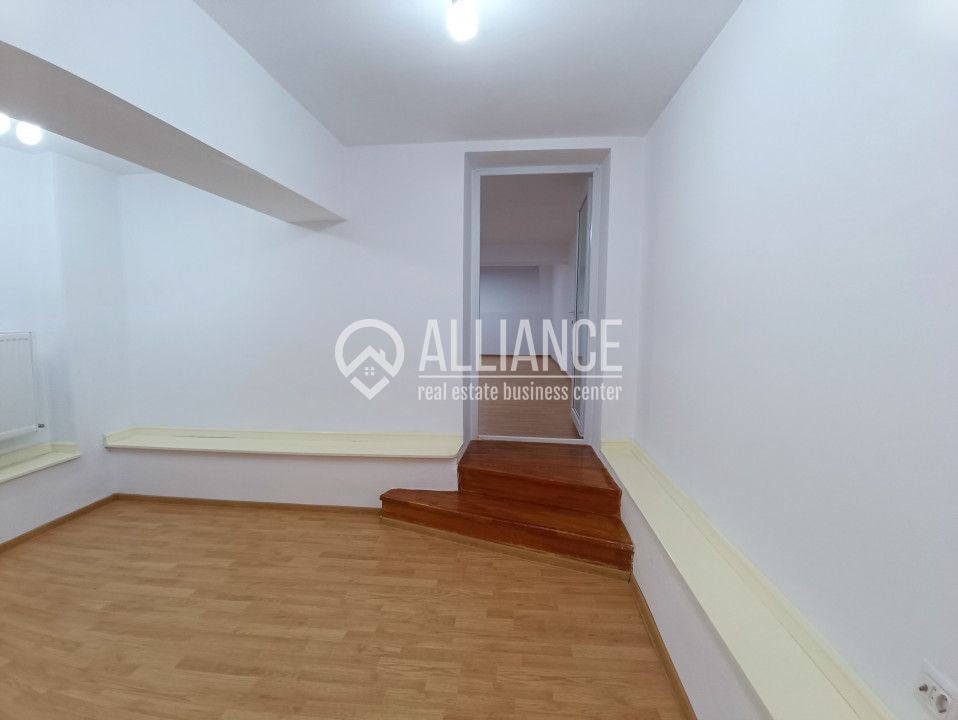 CENTRU SALA SPORTURILOR(COD03)- Casa interbelica si curte generoasa ! - Poză 22