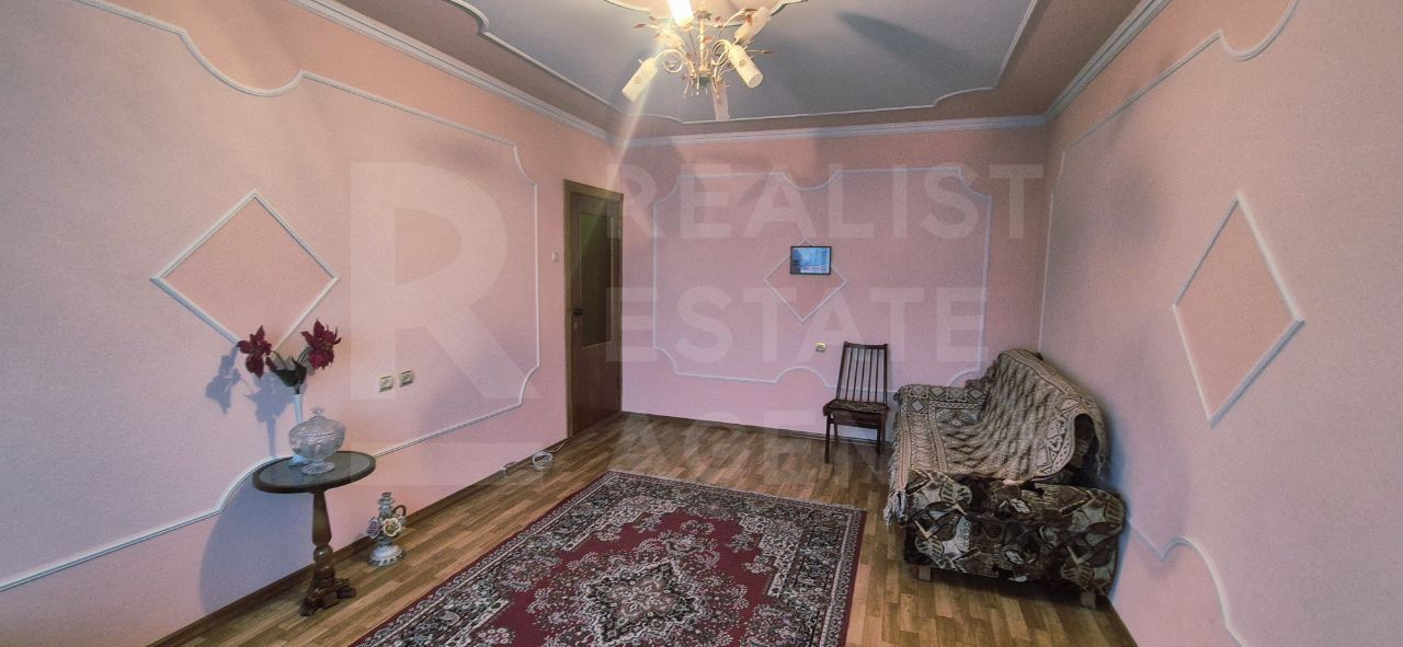 Vânzare, apartament 4 camere, str. Alexandr Puskin, Bălți. - Poză 1
