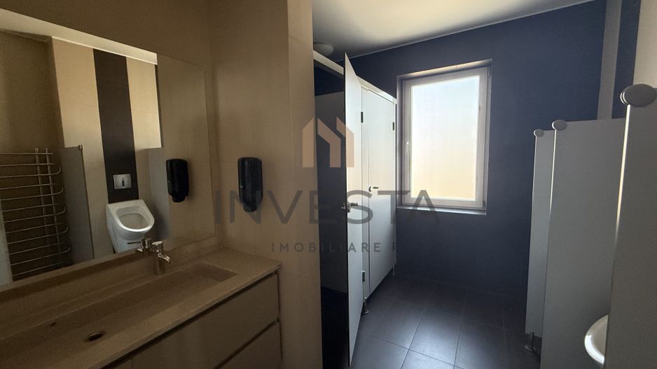 Ultimul etaj, vedere panoramică – Spațiu de birouri - Poză 6