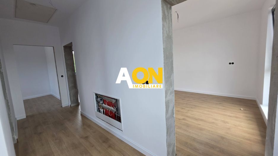 Duplex modern, 4 camere, curte 315 mp, predare mobilata,zonă liniștită - Poză 10