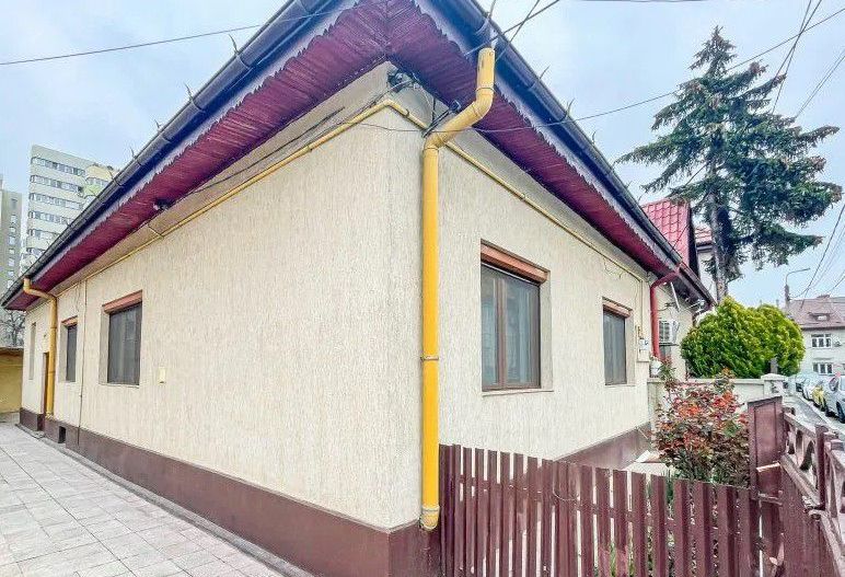 Inchiriere casa cu curte - zona Iancului - Vatra Luminoasa - Poză 1