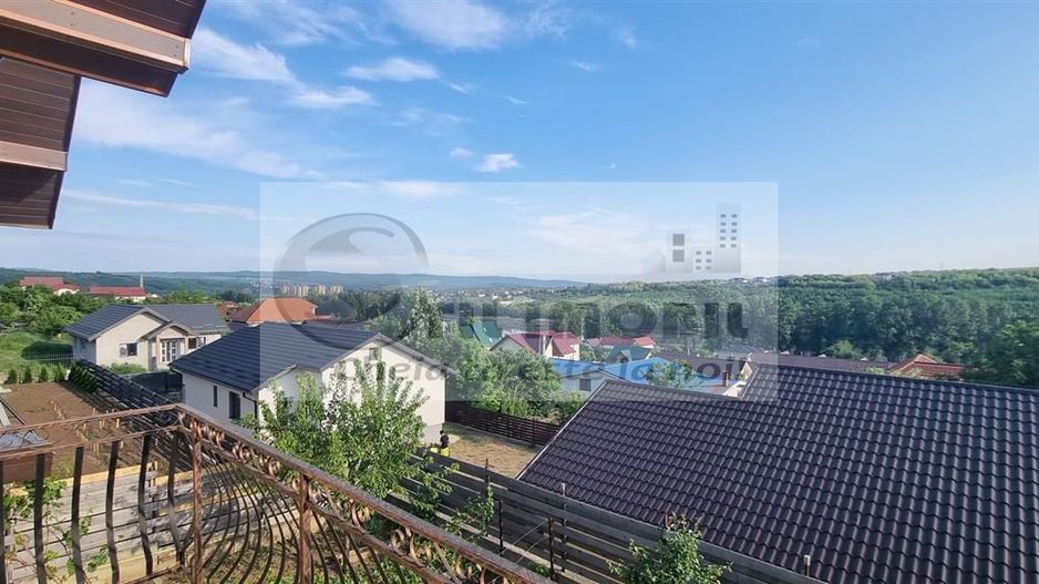 Casa Valea Adanca - str Costea Voda - Poză 10