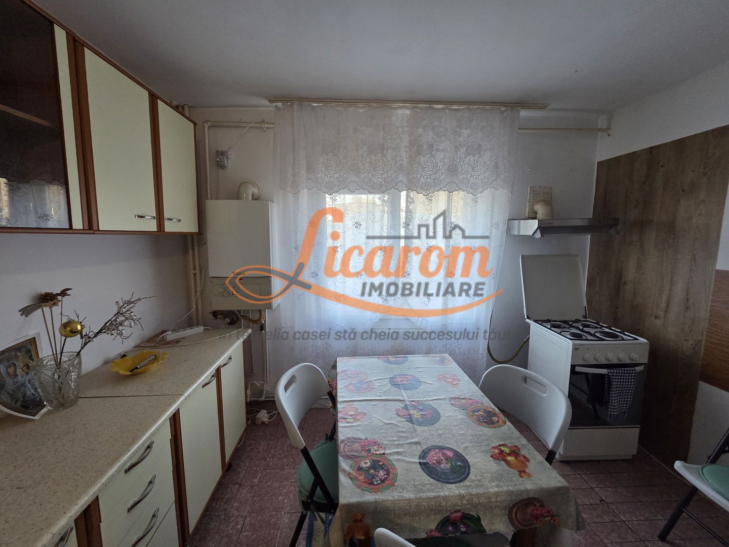 Apartament 3 camere Carpatilor aproape de Spitalul Judetean - Poză 1