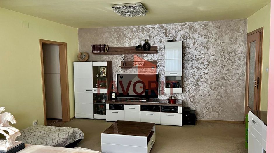 3 camere | centrala proprie | boxa | mobilat si utilat | zona excelenta | - Poză 2