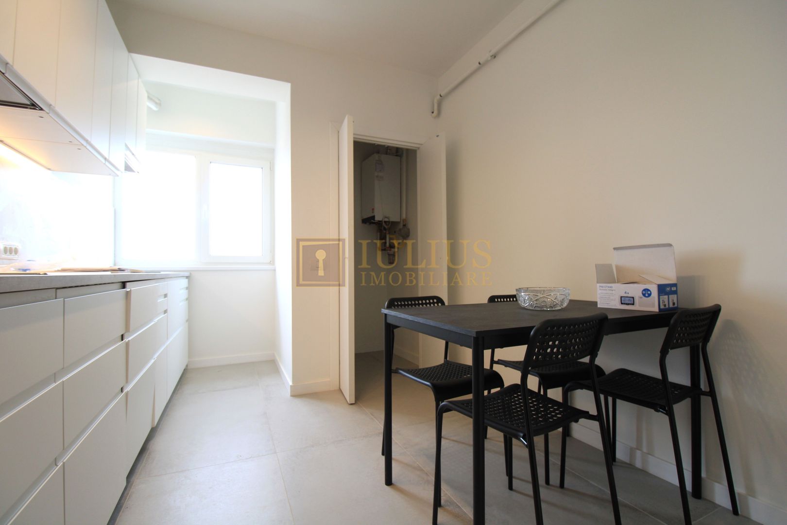 Zona Puncte Cardinale, 3 camere + 2 bai, centrala proprie. - Poză 2