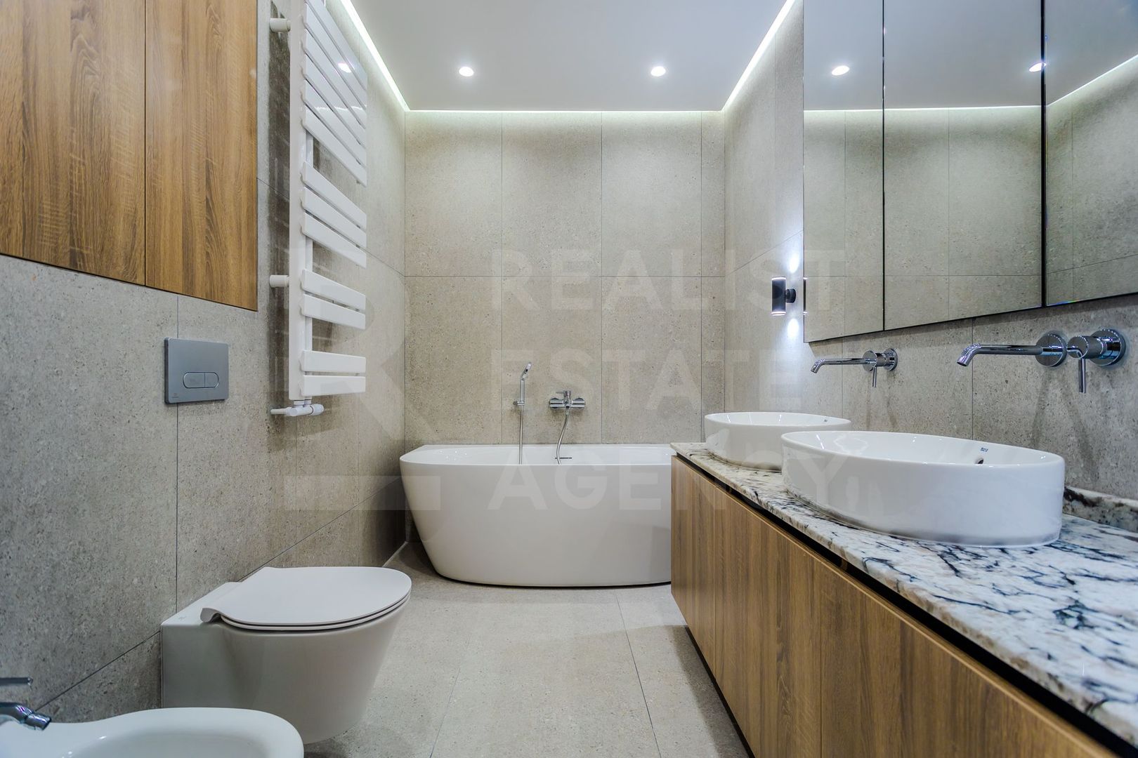 Chirie, apartament, 3 camere, str-la Teatrului, Centru - Poză 17