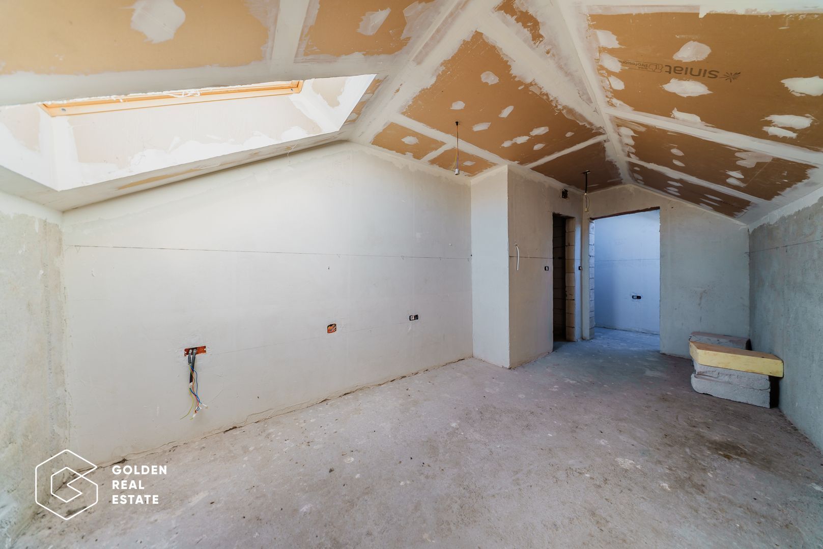 Cladire ultracentrala, Piata Catedralei, Comision 0% - Poză 9