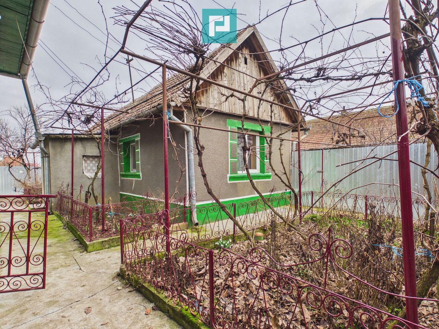 Casă cu 3 camere și teren de 1400 mp în Mișca - Poză 2