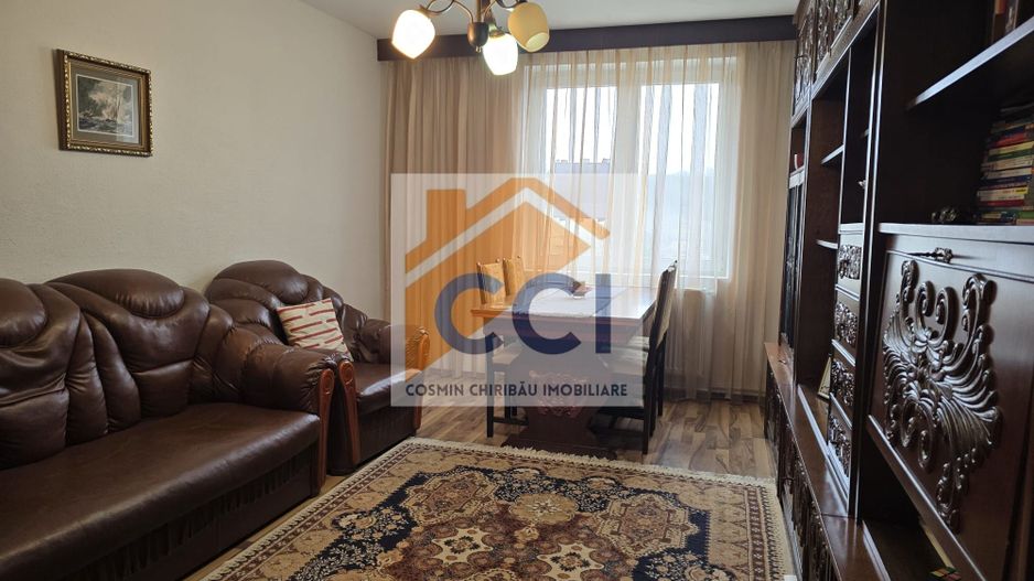 LOC. RACACIUNI,  APARTAMENT 3 CAMERE - Poză 1