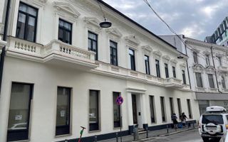 Cladire office in centrul istoric - Poză 1