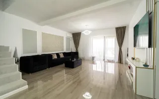 Casa cu 4 camere si Zona Cinema si Semineu | La 15 Minute de Popesti-Leordeni - Poză 12