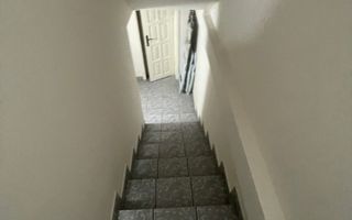 Clădire cu destinație comercială, situată într-o zonă Centrala! - Poză 7