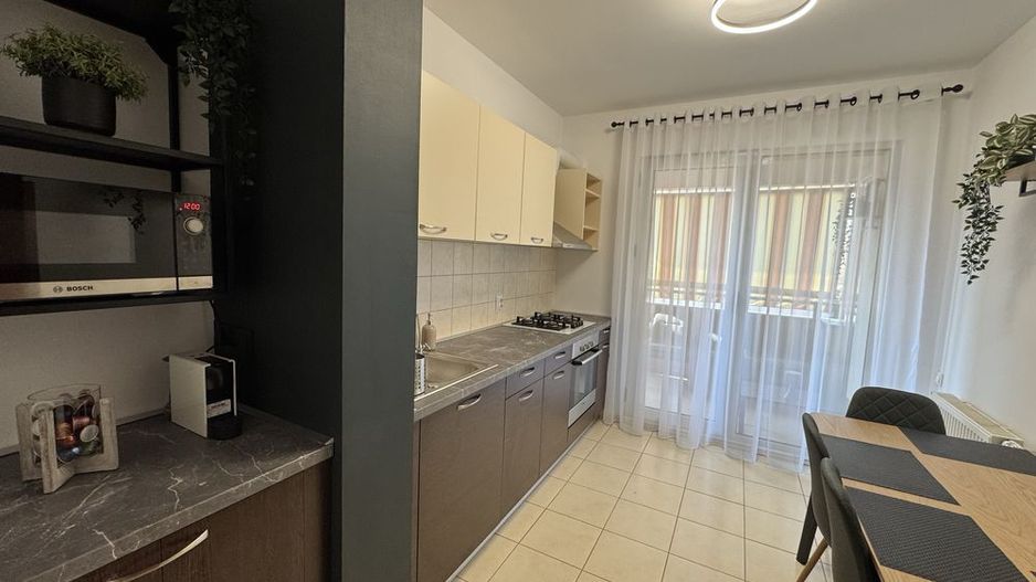 Apartament de închiriat - 2 camere, 2 locuri de parcare – Quadra - Poză 5