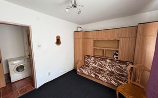 Apartament 2 camere, parter - Cugir - Poză 2