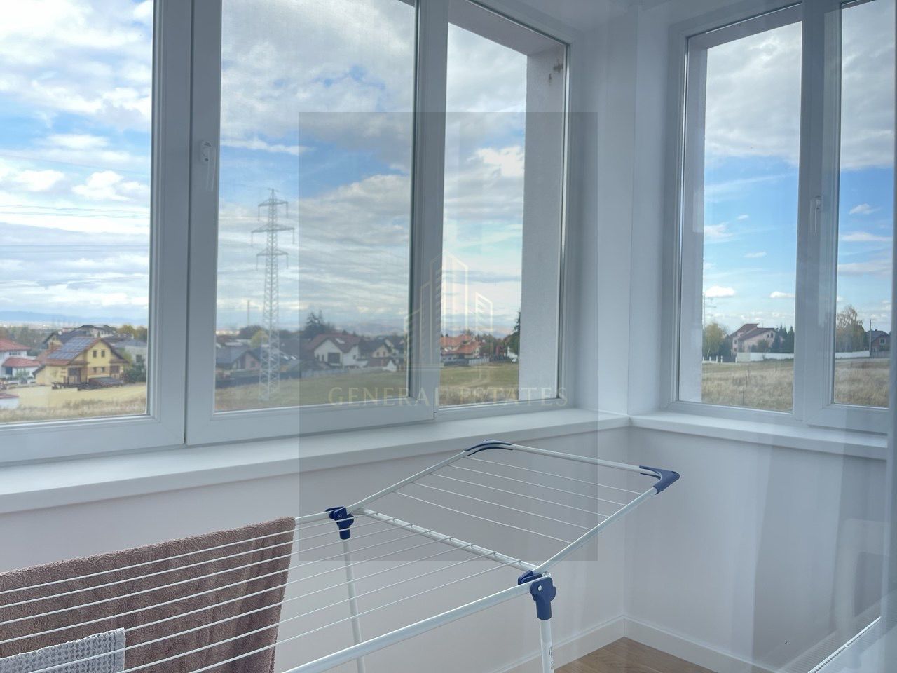 Casă cu design modern & suflet autentic – 200 m² de confort și rafinam - Poză 41