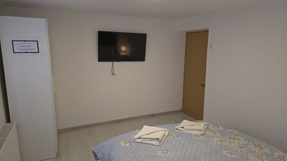 Pensiune la Cheia, moderna, functionala in totalitate, vedere mirifica (chirie) - Poză 12