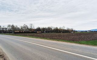 Teren intravilan pentru case in centrul Podu Oltului de 5600mp, 28 euro/mp - Poză 7