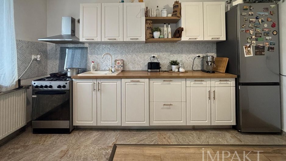 Vilă spațioasă cu garaj, curte de 600 mp  Sânnicoara - Poză 2