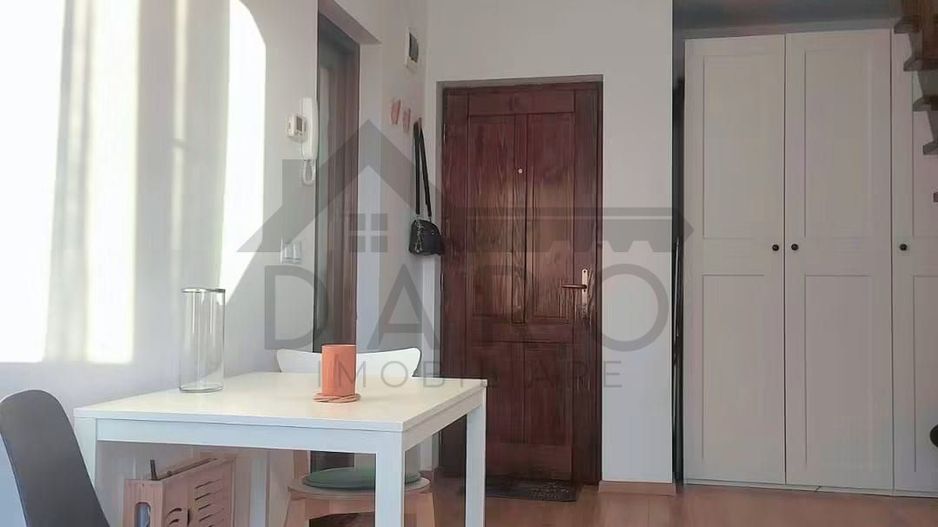 🏡 DE ÎNCHIRIAT | APARTAMENT TIP PENTHOUSE – ELEGANȚĂ ȘI CONFORT! - Poză 2