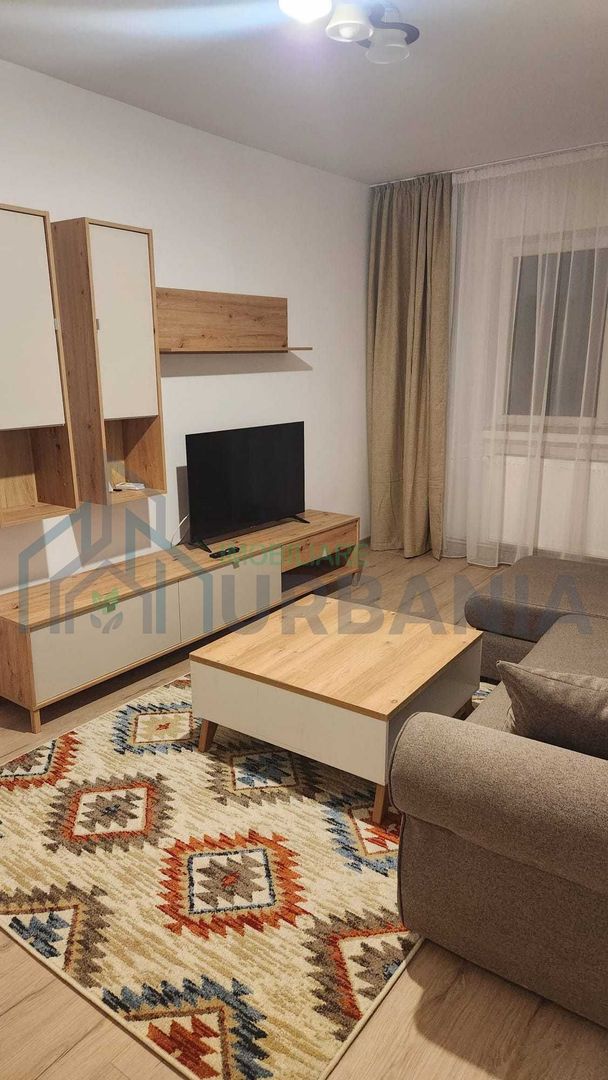 Inchiriez apartament 3 camare zona Canta-Pacurari- persoana fizica - Poză 1