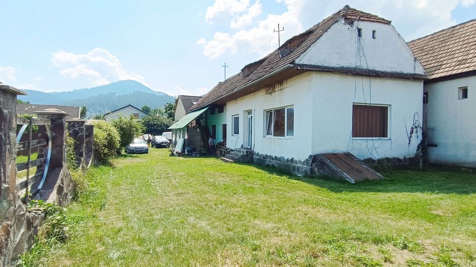 Casa si teren de 916mp in Sacele,cu front la B-dul Brasovului - Poză 19