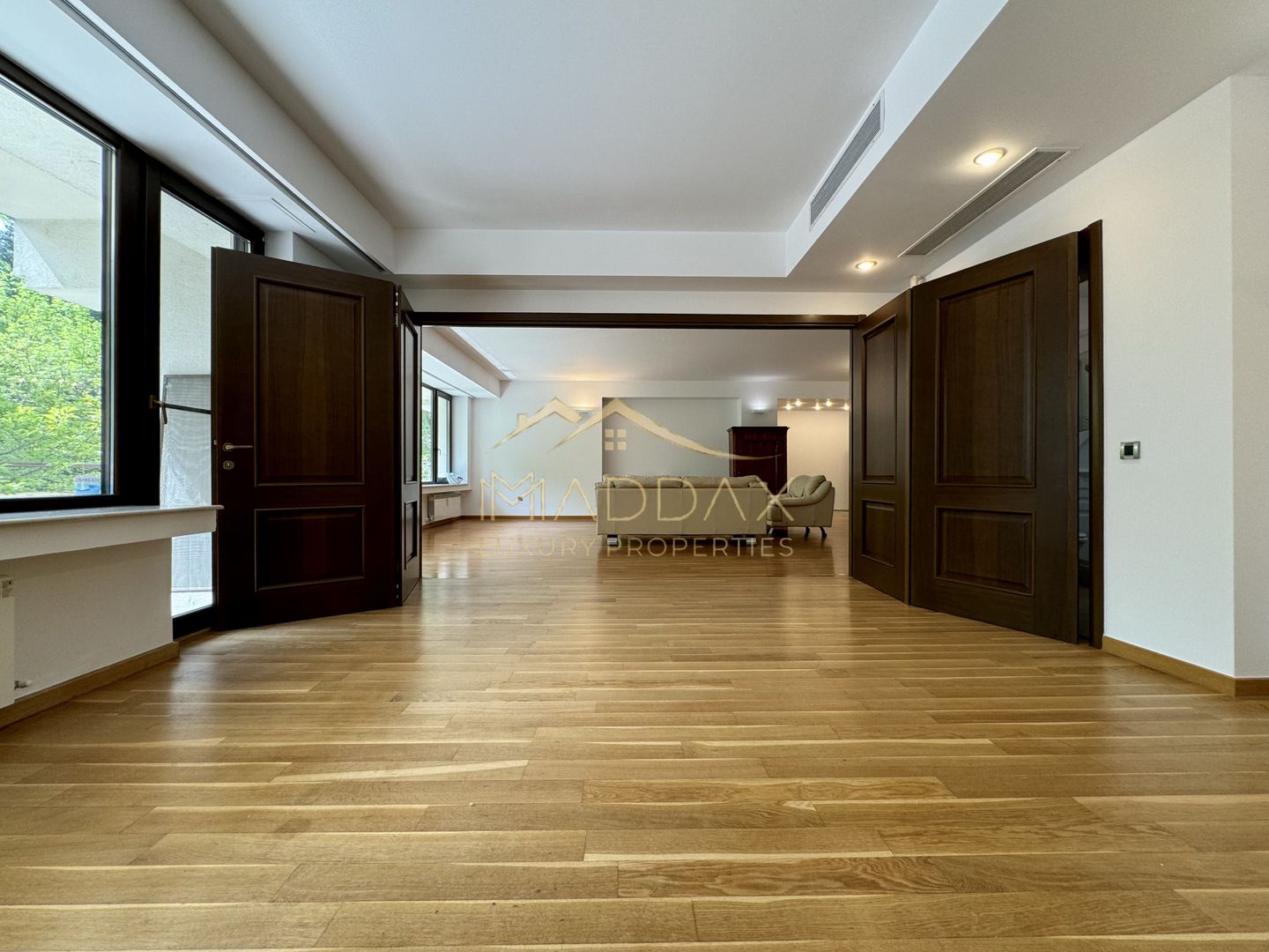 Apartament cu 4 camere 250mp* 2 parcări subterane / Dorobanti-Capitale - Poză 5