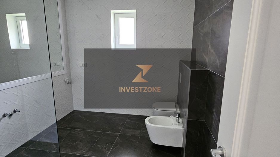 Casa de vanzare cartierul Viena-Oradea - Poză 17