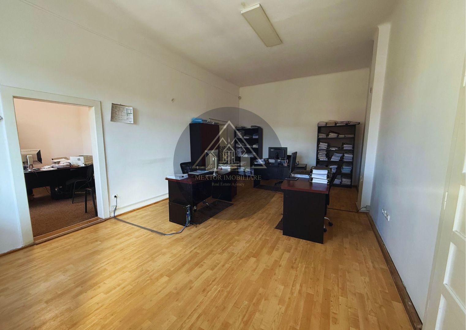 Birou de inchiriat, Medias (semi-central) - Poză 2