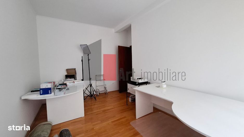 Primaverii, UN SINGUR APARTAMENT PE ETAJ, 137 MP - Poză 2