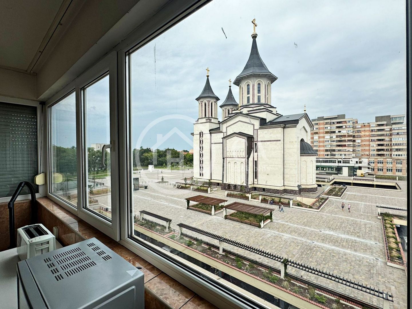 Apartament de închiriat cu 3 camere în Centrul Civic, Oradea - Poză 14