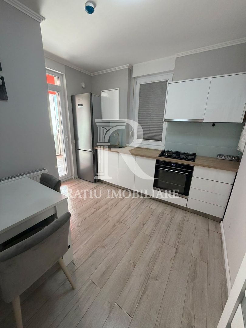 Apartament 2 camere | Etaj Intermediar | Parcare |  ARED  | Oradea | - Poză 3