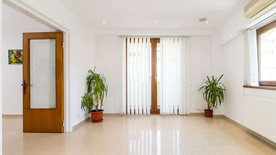 COMISION 0% - Apartament 104 mp, BLOC 1980, pe CALEA VICTORIEI, langa H. Hilton - Poză 4